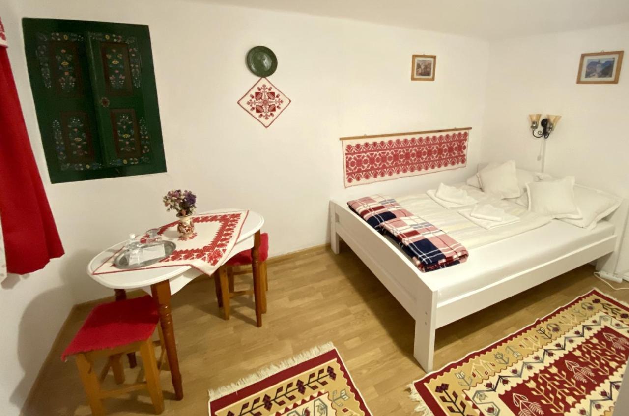 Отель Casa Kelemen Iren Риметя Экстерьер фото